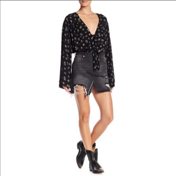 Free People Black Washed Ripped Denim Skirt - Picture 5 of 9